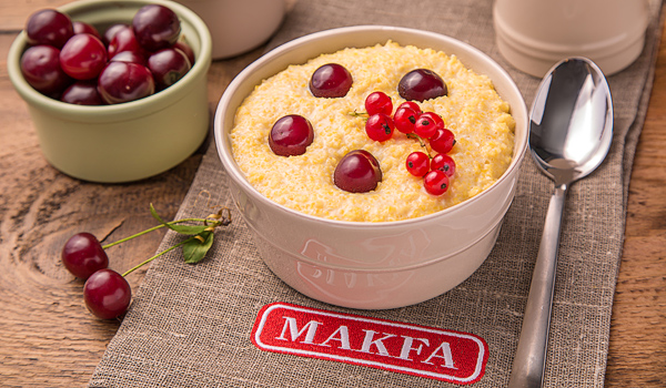 牛奶玉米水果粥