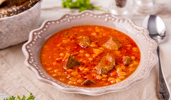 大麦米牛肉炖菜