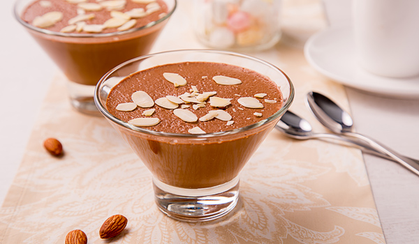 Chocolate Pudding with Semolina and Nuts
