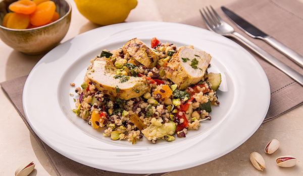 Chicken Breast with Millet and Raisins