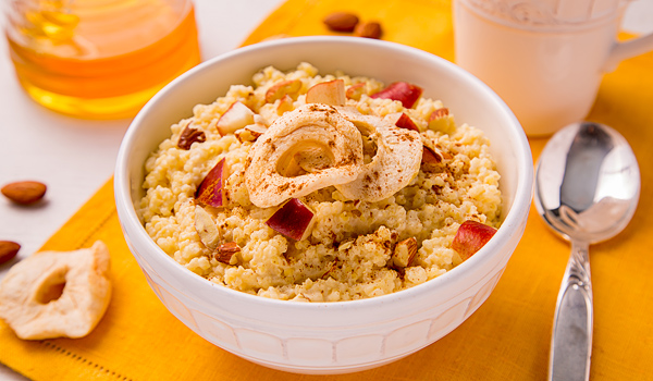 苹果杏仁肉桂小米粥